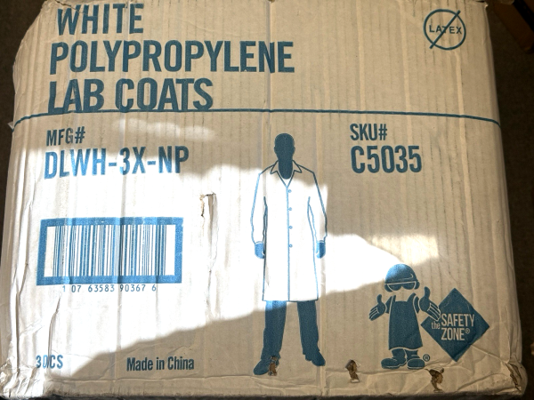Safety Zone Spunbond Polypropylene No Pocket Lab Coat - 3XL