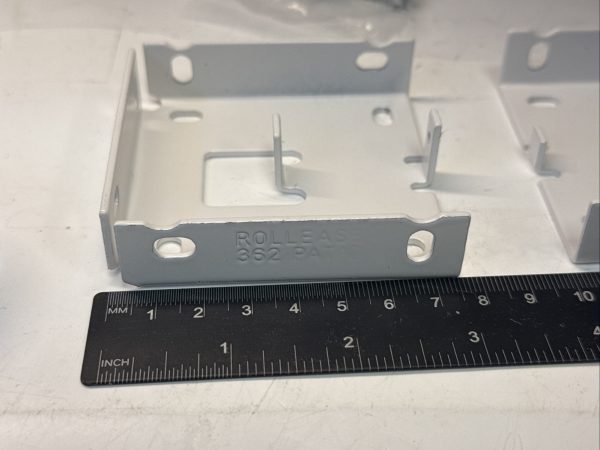 RollEase R-Series RB362RTNW 3 Inch Fascia Bracket - (Lot of 2) - Image 4