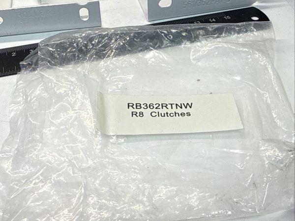 RollEase R-Series RB362RTNW 3 Inch Fascia Bracket - (Lot of 2) - Image 5