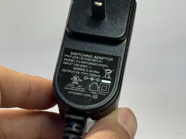 Switching Adaptor FJ-SW7280501000DU AC/DC Power Supply 5V 1000mA