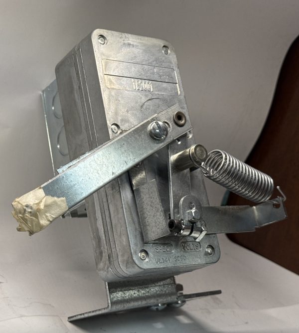 Ceiling Shutter/Backdraft Motor Damper 120V Multi Products - Image 6
