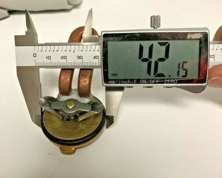 LR20976 Engine Block Heater 600W 120V , 963518 / Assembled in CANADA NEW