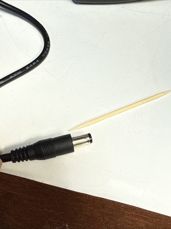 24V 1A 24W DC Power Supply Adapter 100V-240V - Image 6