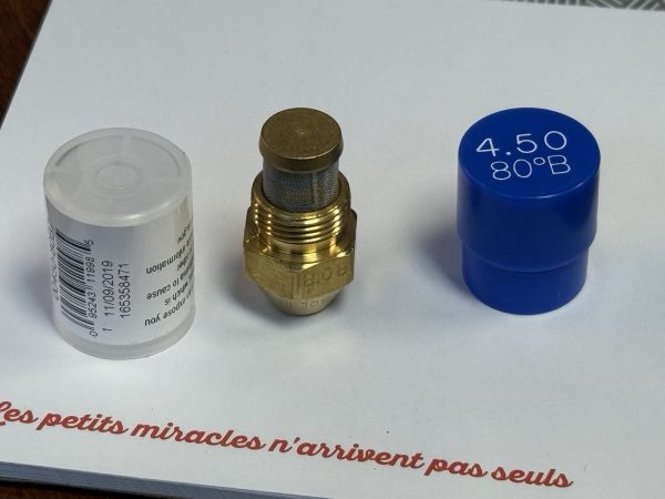 Delavan 4.50GPH 80 Degree Solid Cone Spray Nozzle