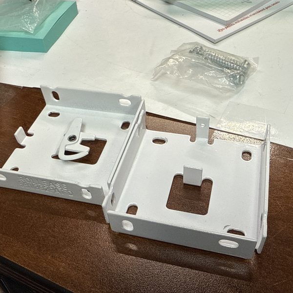 RollEase R-Series RB362RTNW  R8 Fascia Bracket - (Lot of 3) - Image 4